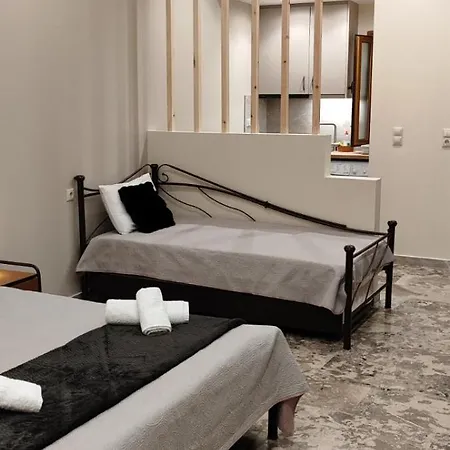 Traditional House Alepis In Apartmán