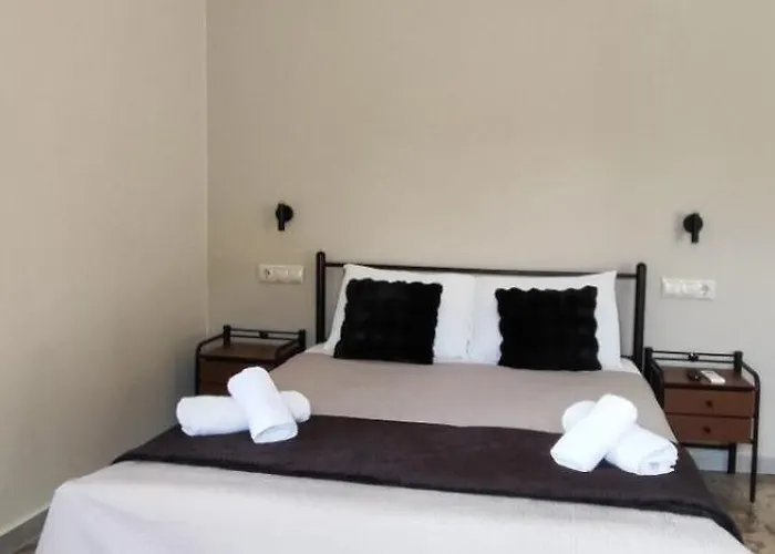 Traditional House Alepis In شقة *