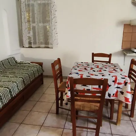 Traditional House Alepis In Areopolis Apartment