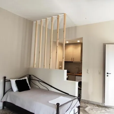 Traditional House Alepis In Apartamento