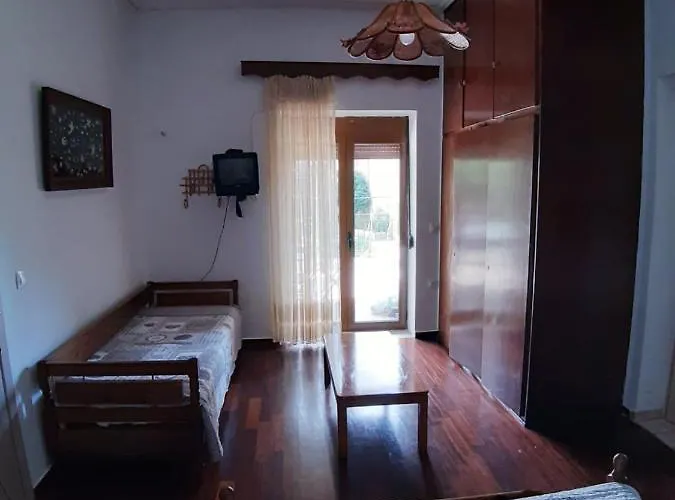 公寓 Traditional House Alepis In 阿里奥波利斯