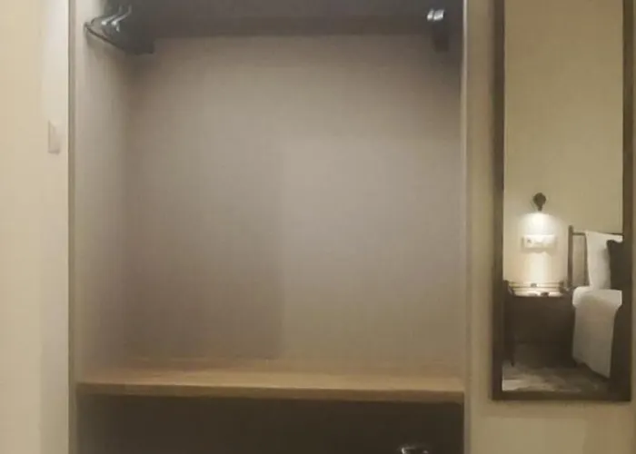 Traditional House Alepis In *